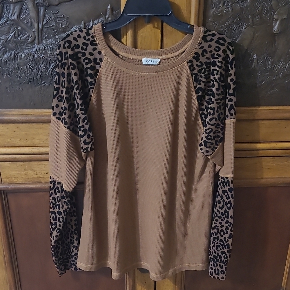 Brown Leopard Print Women's Top